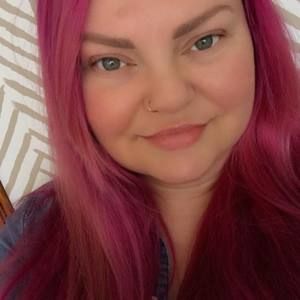 Meet your Posher, Stacy